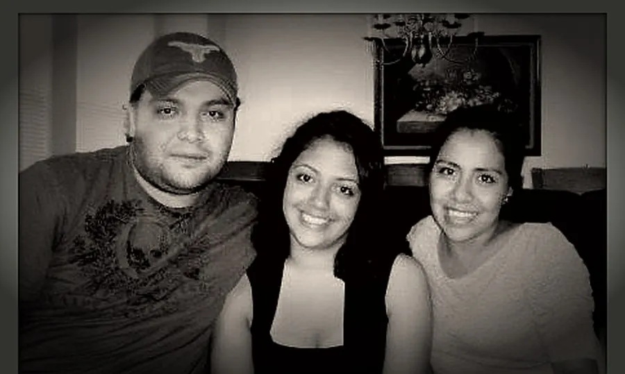 Los tres hijos de Mirna y Edwin Alvarado
